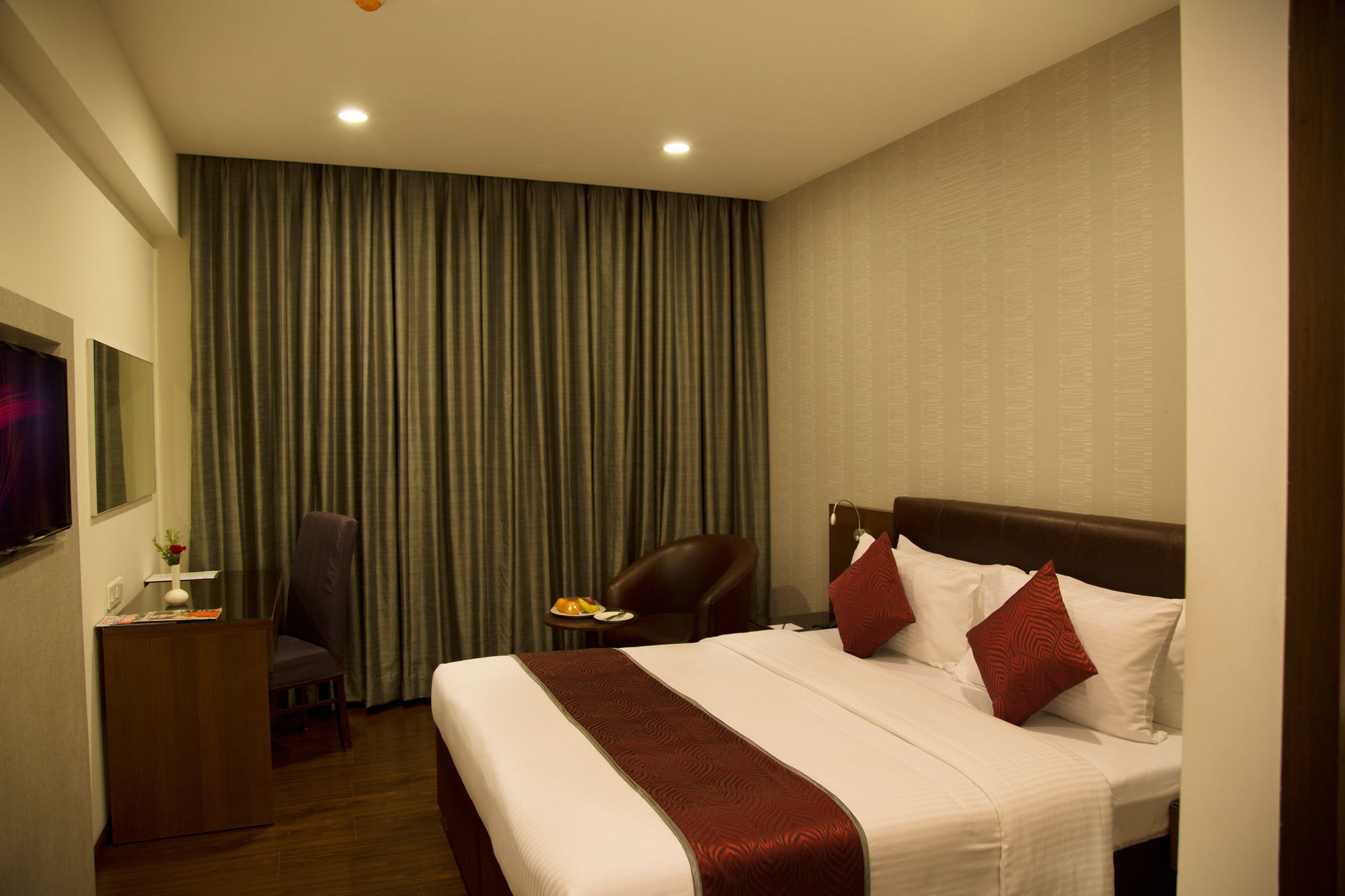 V7 Hotel Ченнаи Экстерьер фото