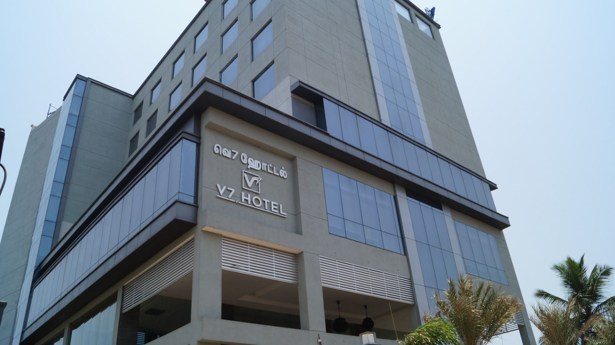 V7 Hotel Ченнаи Экстерьер фото